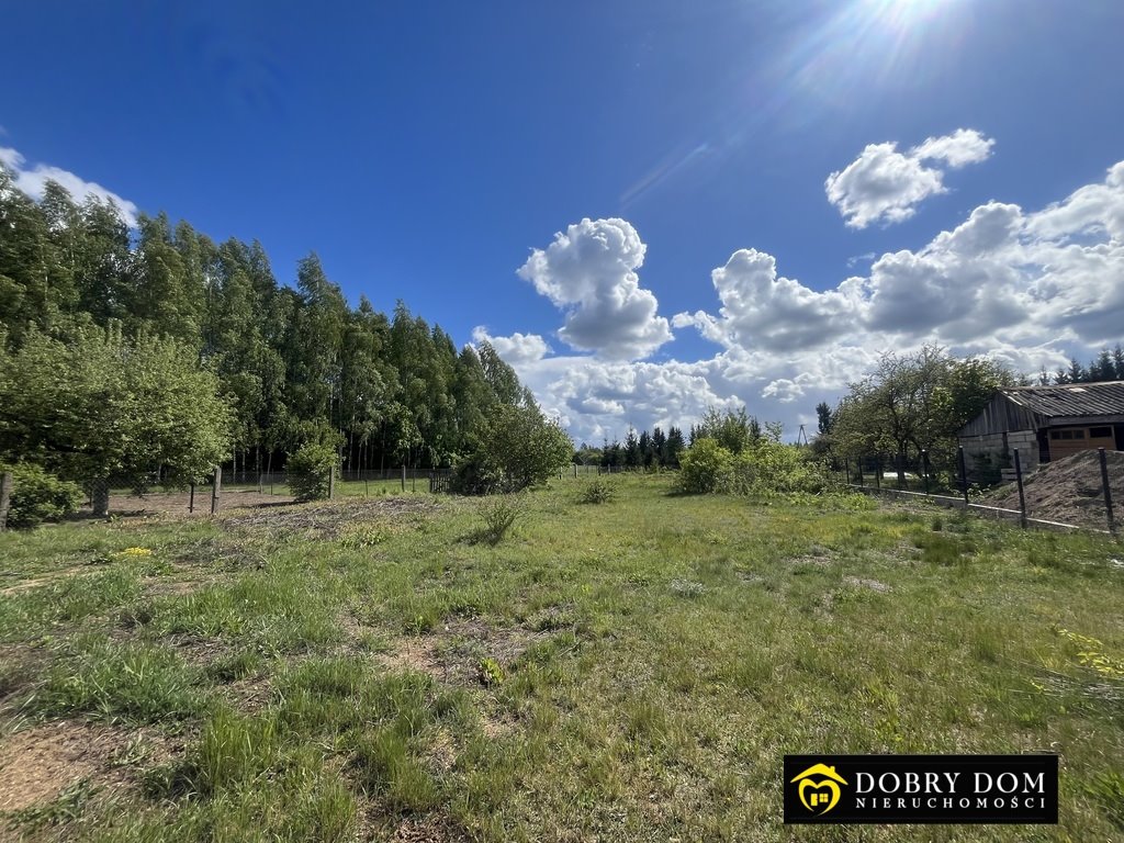 Działka 1200 m² w spokojnej okolicy z mediami i dojazdem Strabla  1 200m2 Foto 1