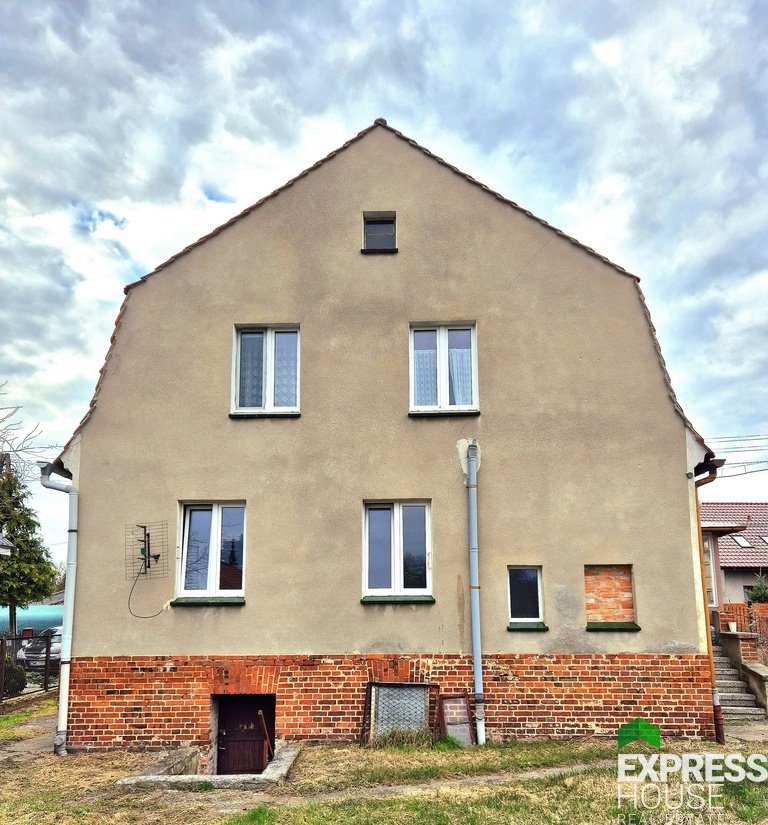 Dom wolnostojący z potencjałem, 63,78 m2, ogród, blisko Klasztoru Lubiąż, Cicha  64m2 Foto 1