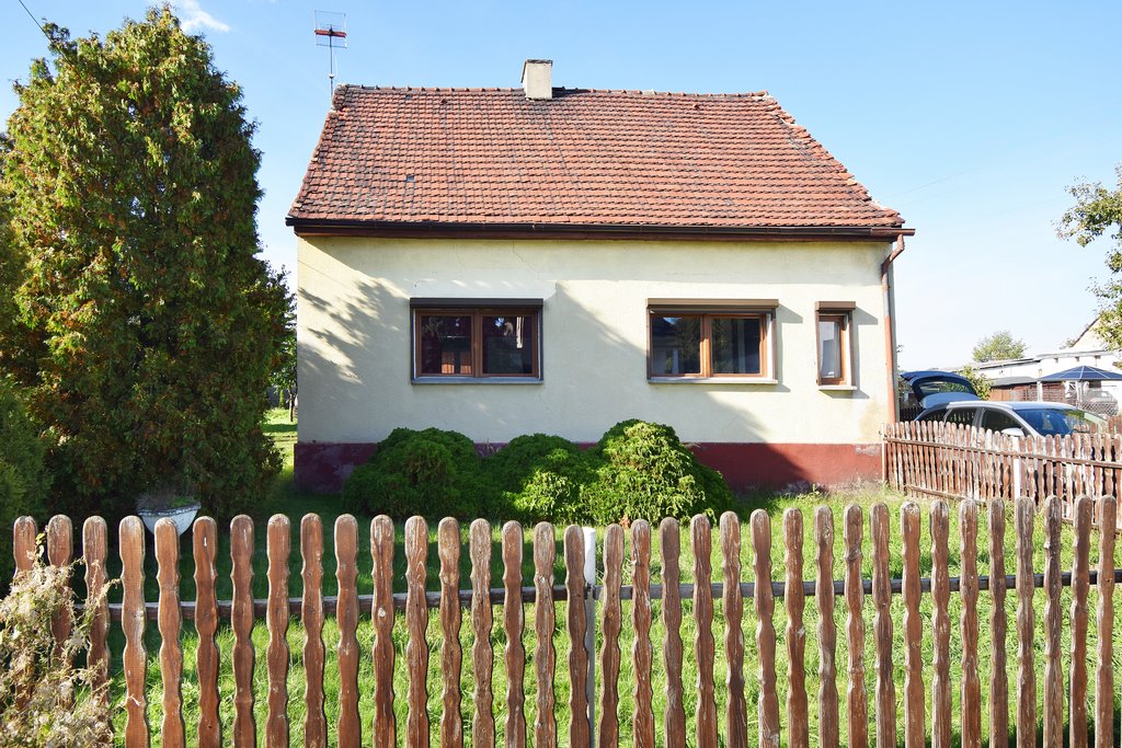 Dom na sprzedaż Pisarzowice, Wiejska  157m2 Foto 1