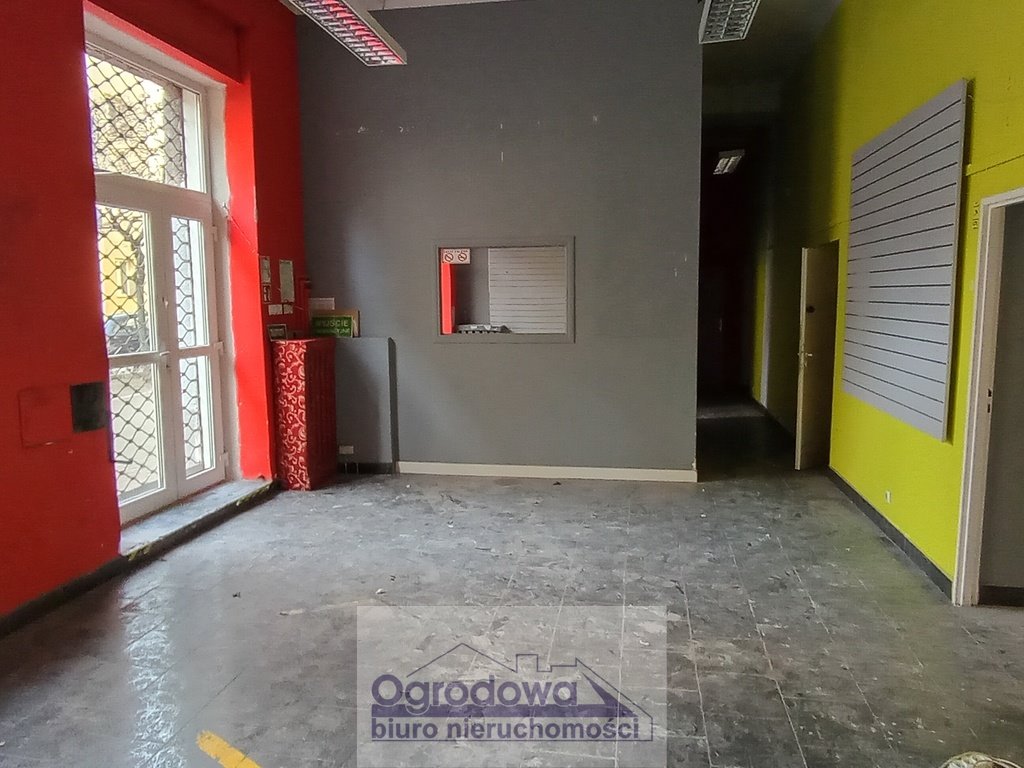 Duży lokal 200 m² z witrynami, 4 m wysokości - polecam! Warszawa, Wola  200m2 Foto 1