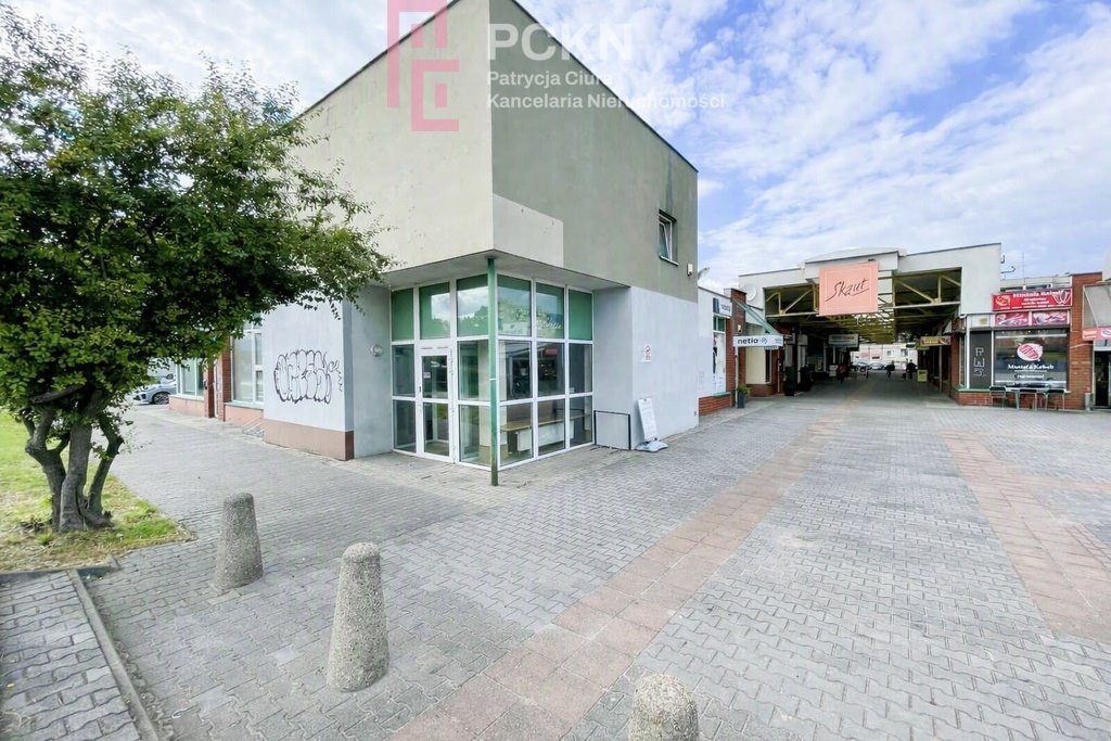 Polecam lokal użytkowy 80,75 m² w Opolu z dużymi witrynami Opole, Armii Krajowej  81m2 Foto 1