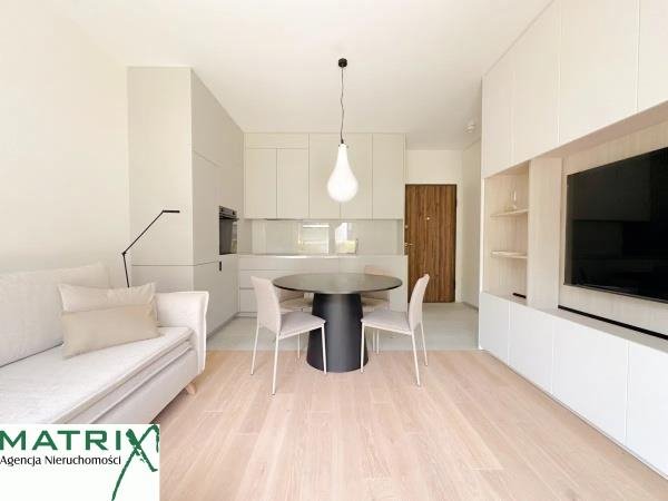 SUPER OFERTA! NOWIUTKIE SPOD IGŁY! PARTER Z TARASEM I OGRÓDKIEM-KLIMATYZACJA-MIASTECZKO WILANÓW. Warszawa, Wilanów, Wilanów  42m2 Foto 1