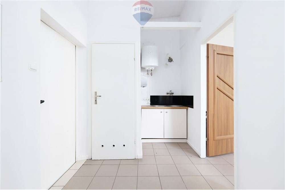 Lokal użytkowy na sprzedaż Kęty  33m2 Foto 1