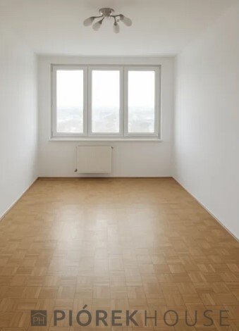 3-pokojowe mieszkanie z balkonem na Żoliborzu, do remontu Warszawa, Żoliborz, Kazimierza Promyka  47m2 Foto 1