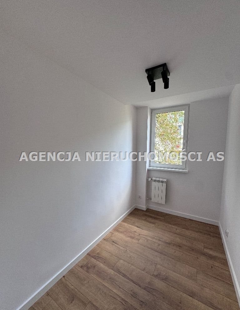 Mieszkanie trzypokojowe na sprzedaż Andrychów  47m2 Foto 7