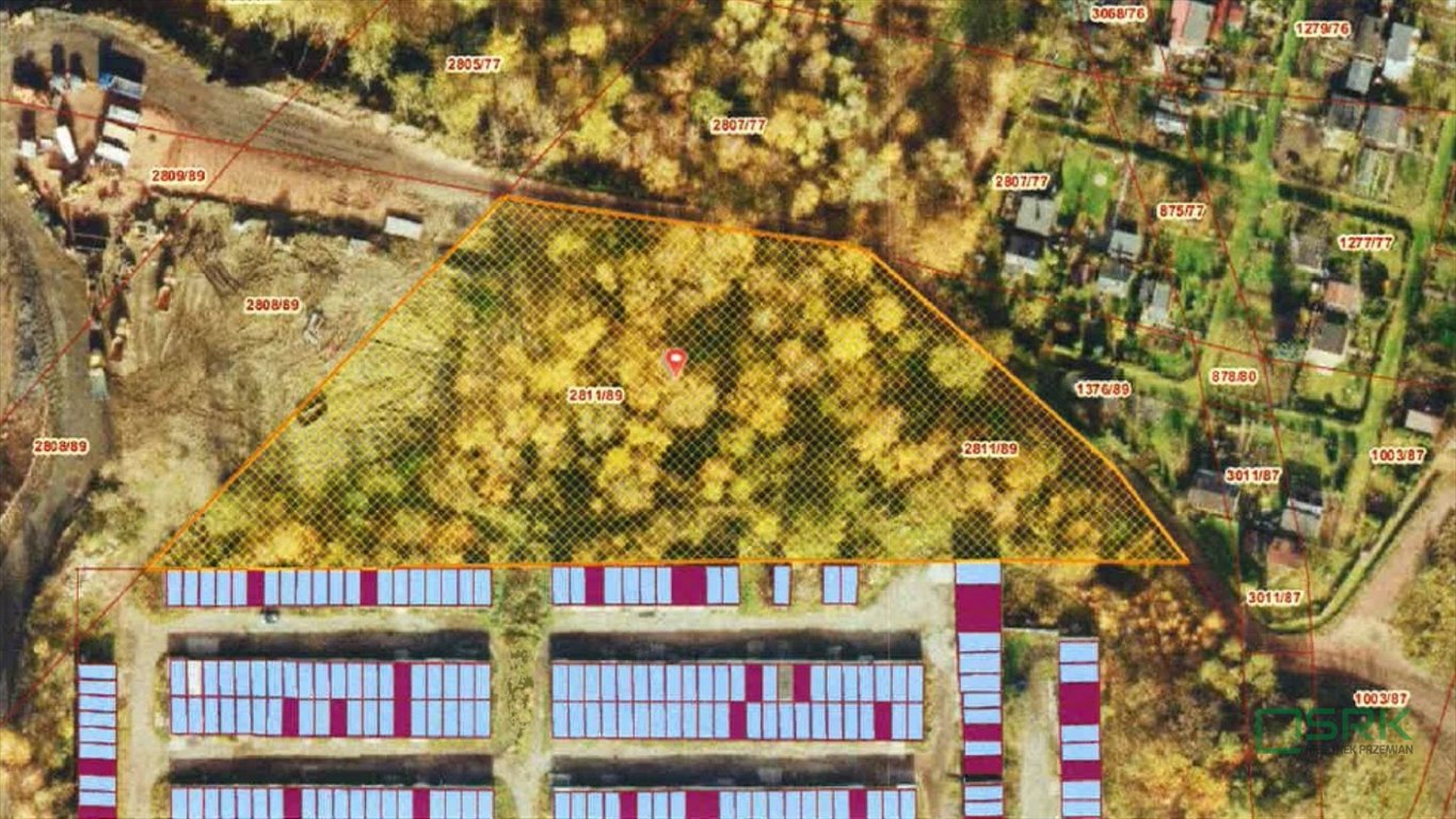 Działka przemysłowa 9056 m² w Bytomiu bez sieci i dostępu Bytom, Śródmieście, Piłkarska  9 056m2 Foto 1