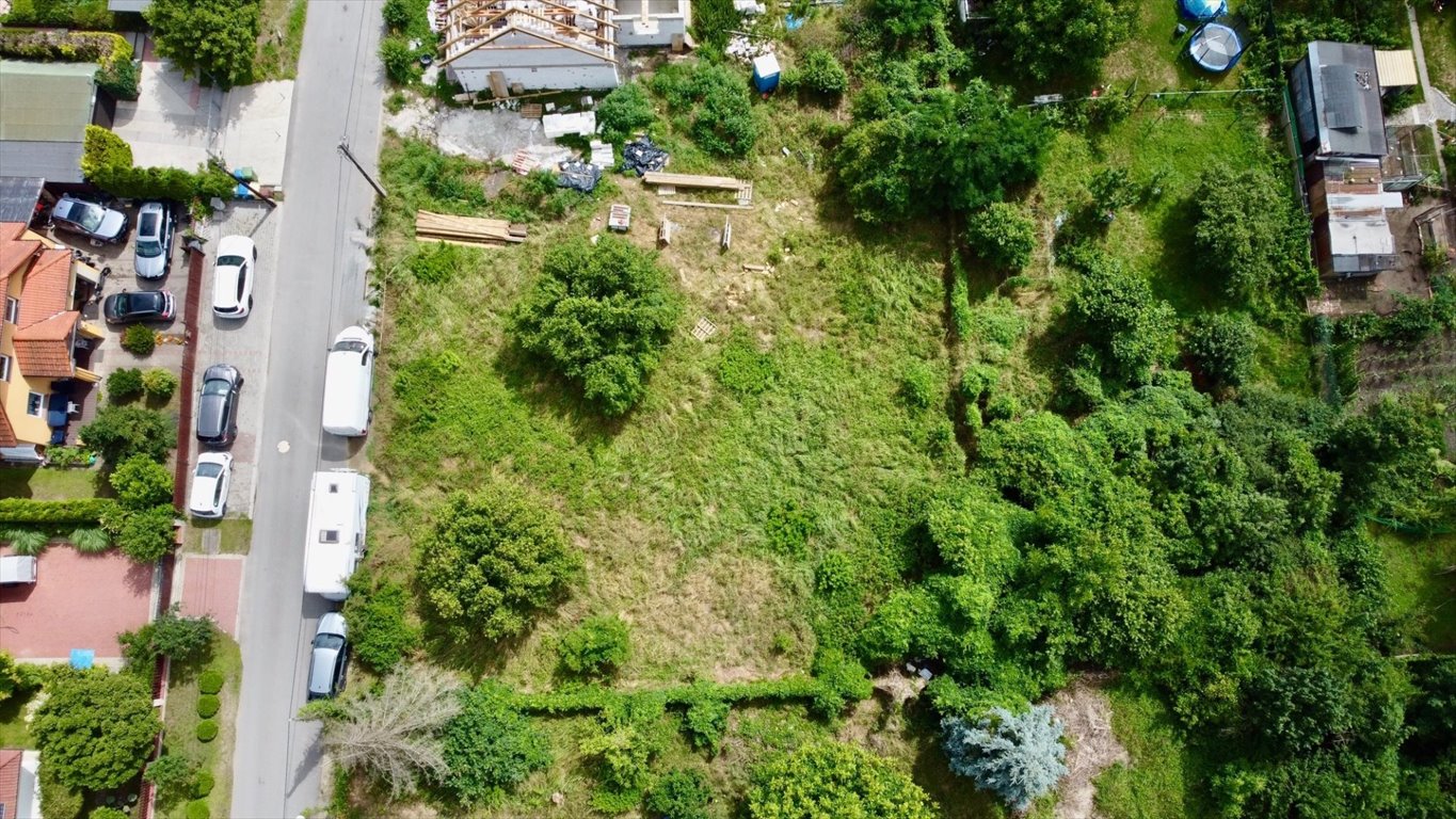 Działka 1042 m² w spokojnej okolicy Wrocławia - polecam! Wrocław, Fabryczna, Leśnica, Sosnowa  1 042m2 Foto 1