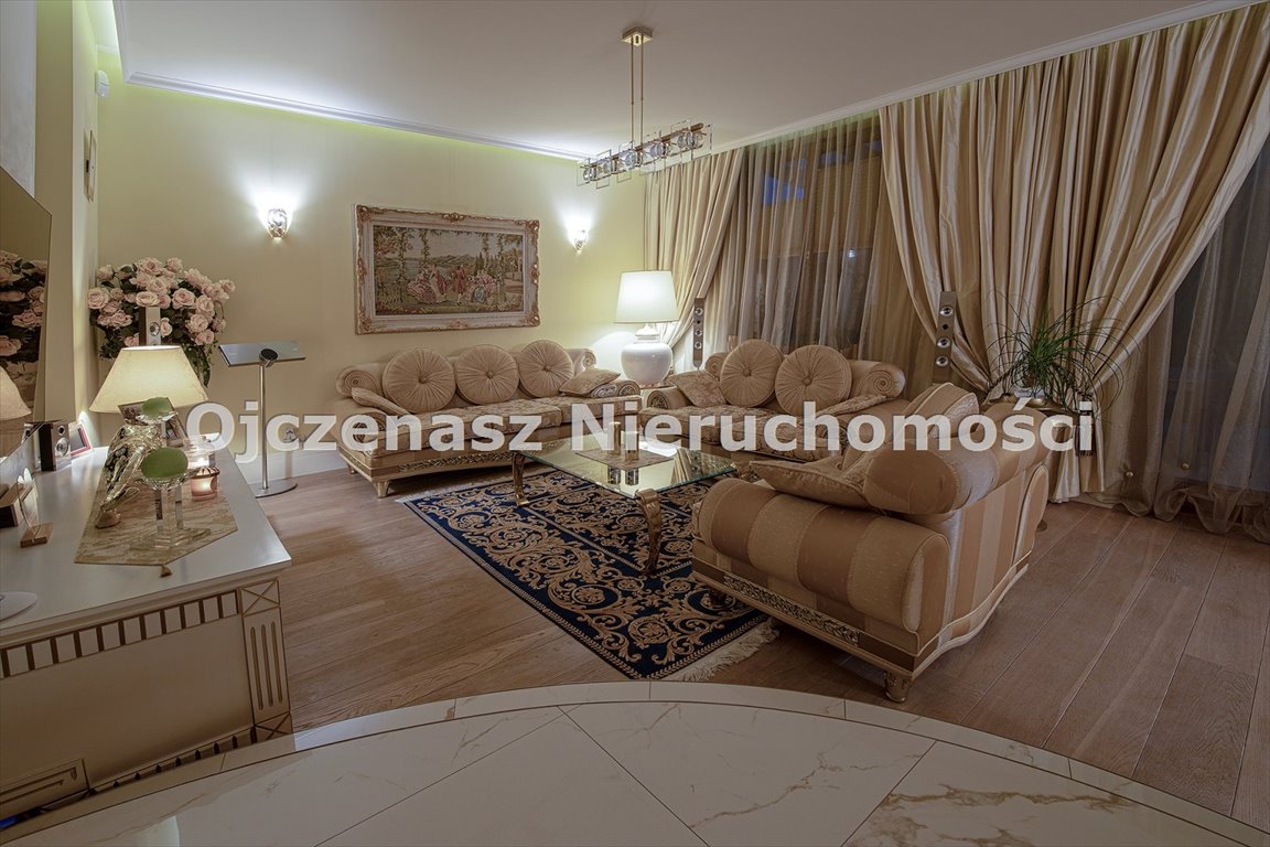 Dom na sprzedaż Niemcz  750m2 Foto 2