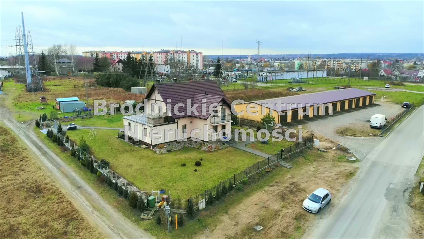 Dom na sprzedaż Brodnica, Brodnica  300m2 Foto 1
