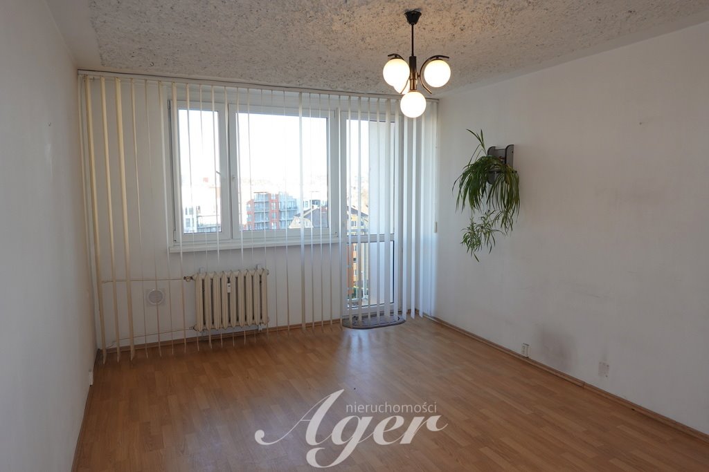 Ustawne 2 pokoje z balkonem i piwnicą do remontu Zielona Góra, Lisia  45m2 Foto 1