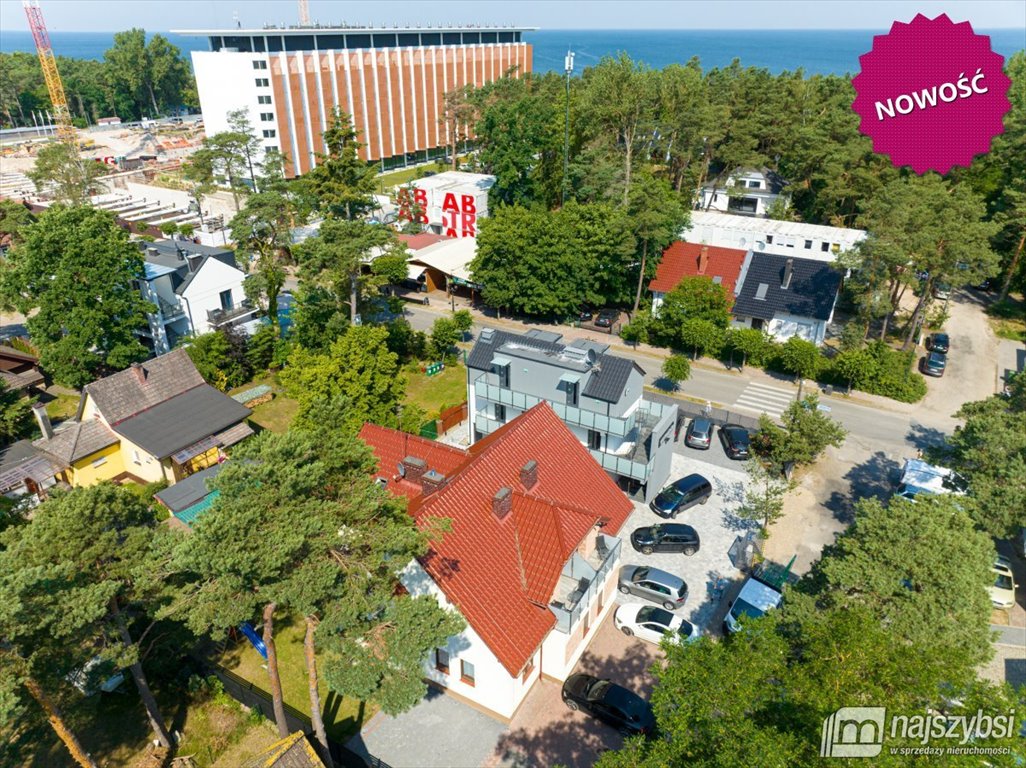 Lokal użytkowy na sprzedaż Pobierowo, Centrum  398m2 Foto 1