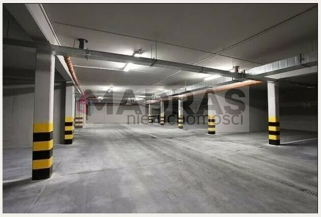 Garaż na wynajem Warszawa, Wola, Łucka 12m2 Foto 1 Garaż na wynajem Warszawa, Wola, Łucka 12m2 Foto 1