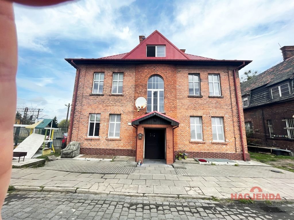Zapraszam do obejrzenia budynku komercyjnego 594 m² z potencjałem inwestycyjnym Szczecin, Skolwin  593m2 Foto 1