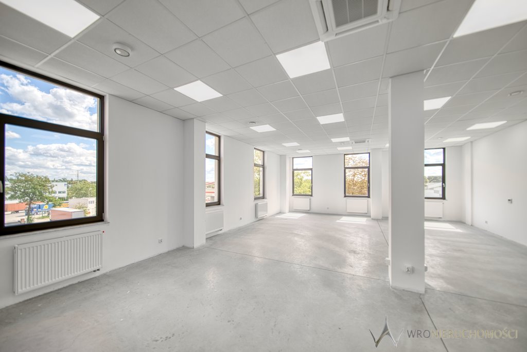 Lokal użytkowy na sprzedaż Wrocław  217m2 Foto 1