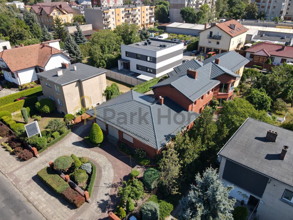 Na sprzedaż luksusowa rezydencja 449 m² z lokalem 100 m² w Lesznie Leszno  449m2 Foto 1