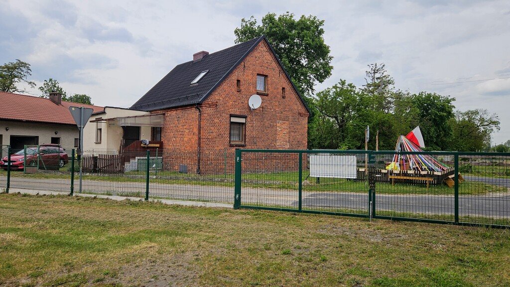 Solidny dom z piwnicą i garażem w Potaszni - zapraszam Potasznia  150m2 Foto 1