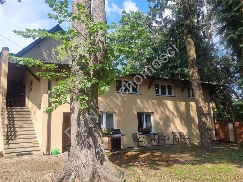 Dom z potencjałem, 200 m2, 1470 m2 działki, Komorów Komorów  200m2 Foto 1