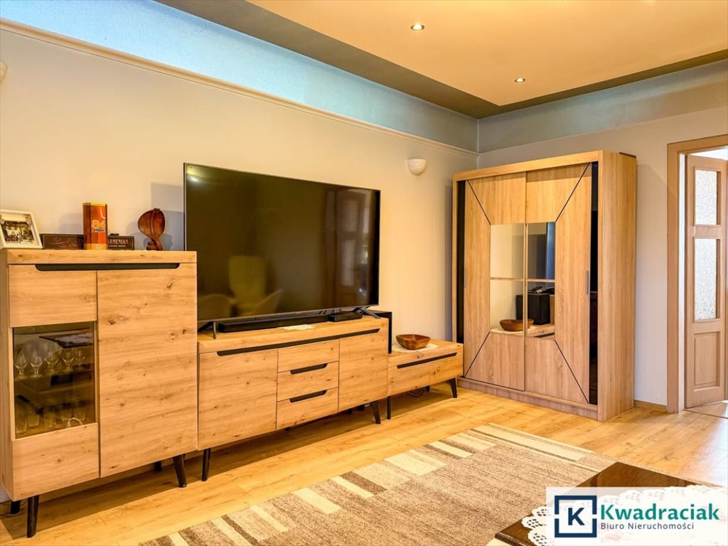 Przestronne 74,5 m² mieszkanie z garażem i ogródkiem Jasło, Floriańska  75m2 Foto 1