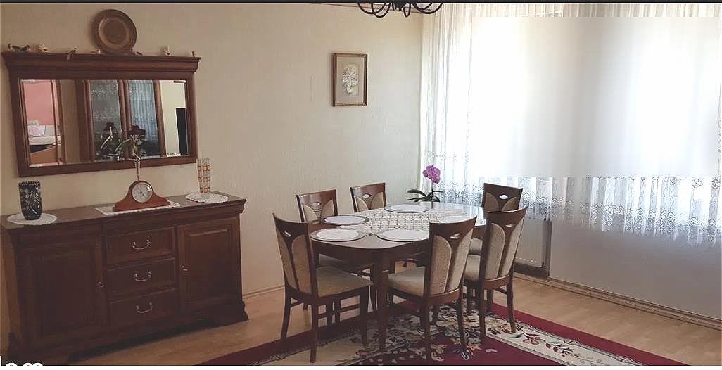 Mieszkanie trzypokojowe na sprzedaż Żarów  103m2 Foto 1