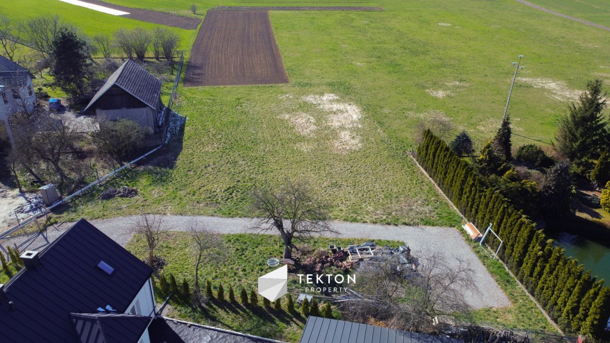 Działka budowlana w Grabiach 2400 m², cisza i media Grabie  2 400m2 Foto 1