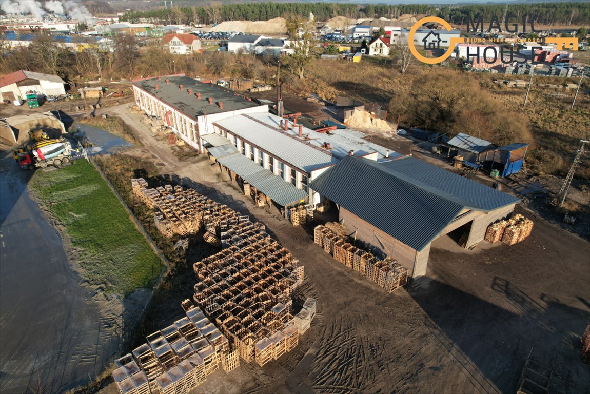 Zapraszam do obejrzenia hali przemysłowej 1700 m² z wiatą i działką 7005 m² Lębork, Wicka Rogali  2 100m2 Foto 1