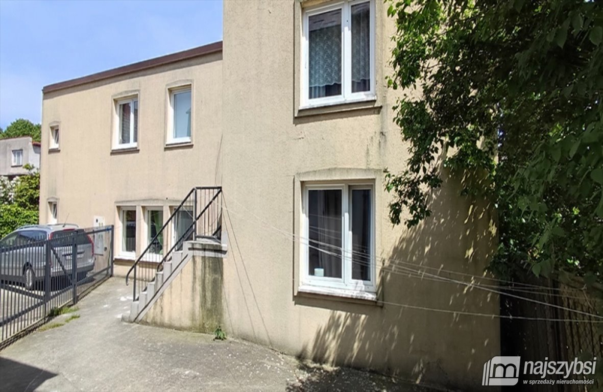 Inwestycyjny dom 280 m2 z 6 mieszkaniami, dochód 20 tys zł Świnoujście, Centrum  280m2 Foto 1