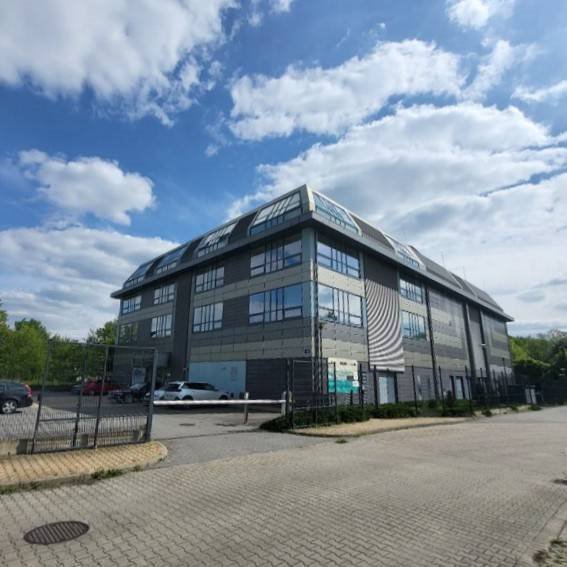 Magazyn na sprzedaż 3 498 m² przy ul. Borowskiej Wrocław, Borowska  3 498m2 Foto 1