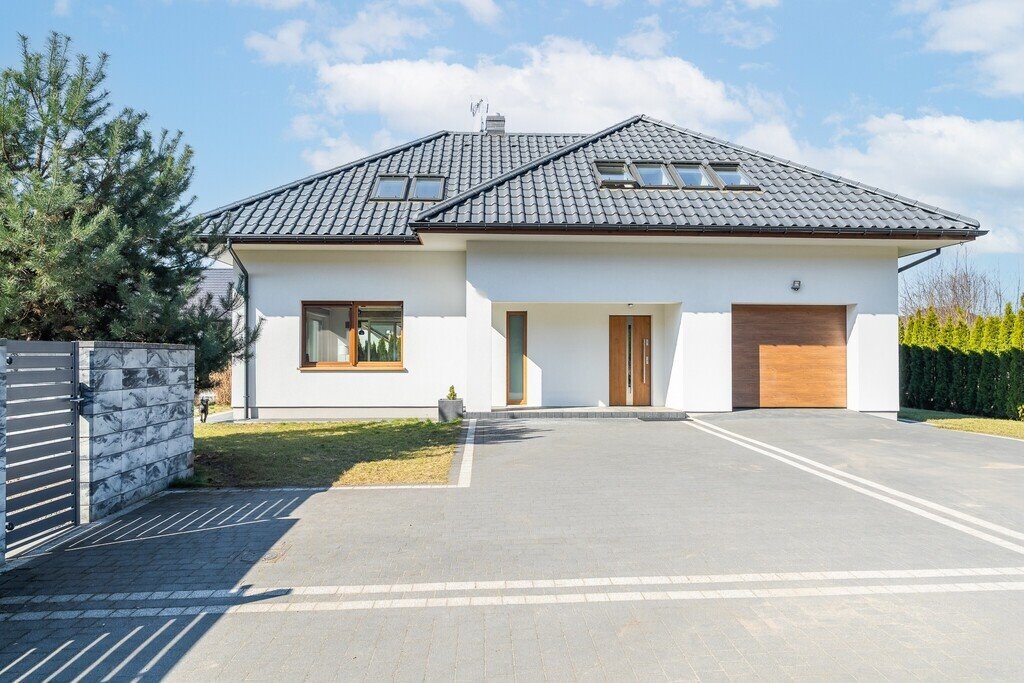 Nowoczesny dom w Jęczydole przy lesie i jeziorze Miedwie Jęczydół  285m2 Foto 1