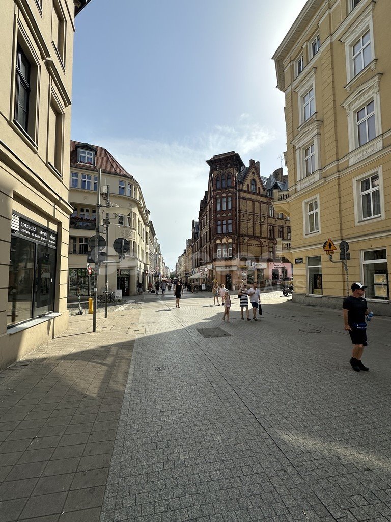 Lokal użytkowy na sprzedaż Poznań, Centrum  291m2 Foto 1