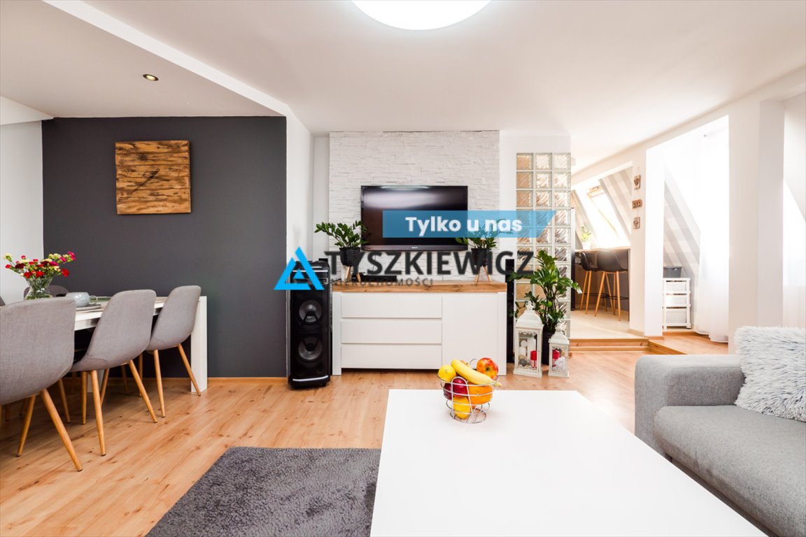 Mieszkanie dwupokojowe na sprzedaż Chojnice, Plac Niepodległości  64m2 Foto 1