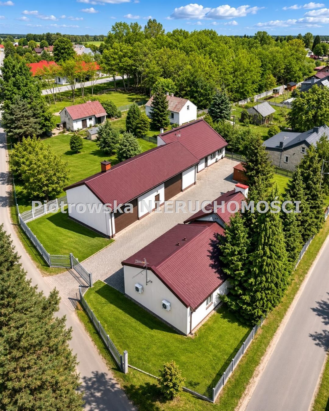 Zapraszam do zakupu kompleksu z halą, mieszkaniem i zapleczem w Chojne Chojne  214m2 Foto 1
