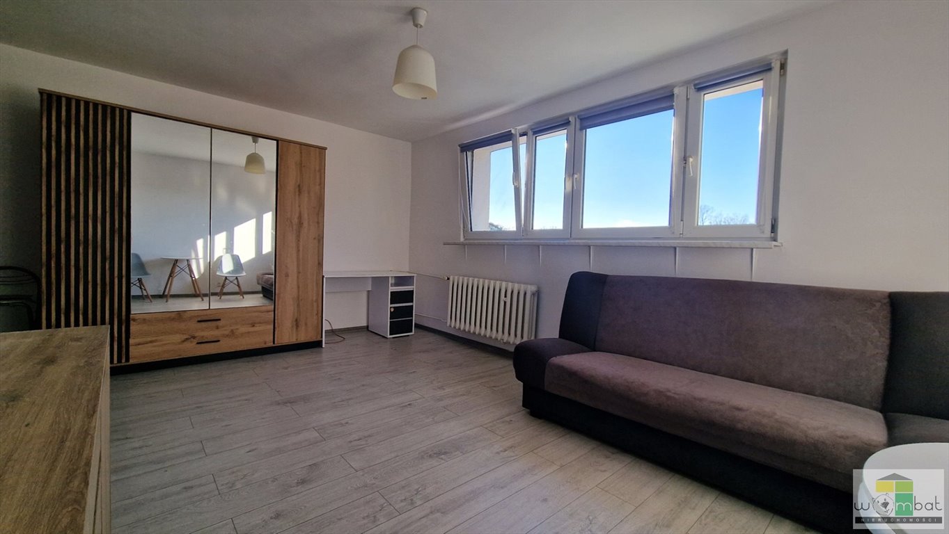 Kawalerka na sprzedaż Świdnica  28m2 Foto 1