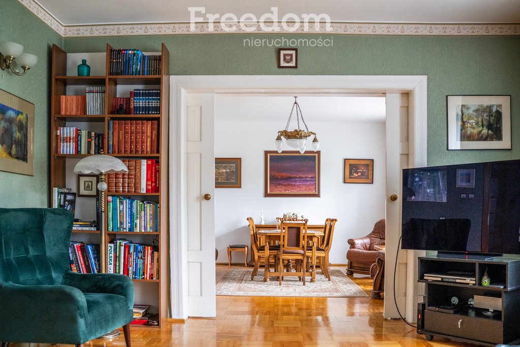 Dom na sprzedaż Kruklanki, Dworcowa  200m2 Foto 1