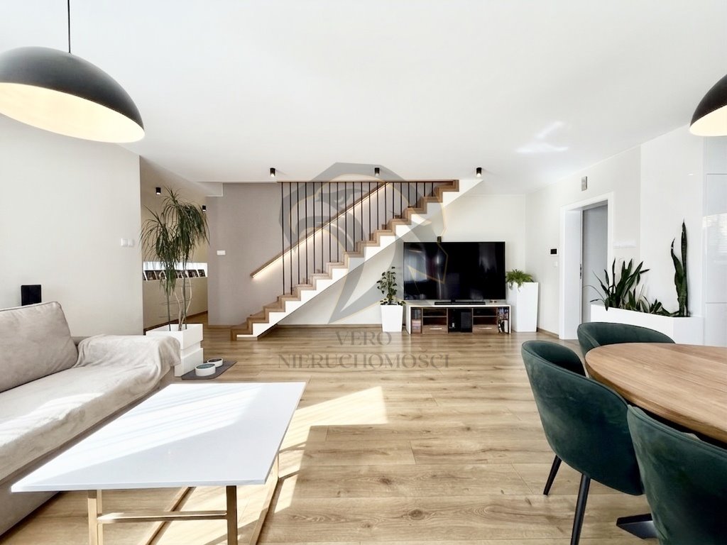 Zgierz, 177 m2 – Prywatna oaza spokoju z garażem i ogrodem Zgierz  177m2 Foto 1