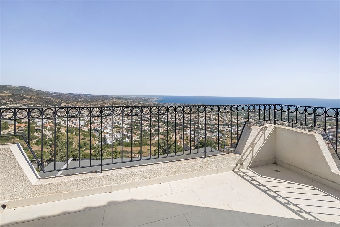 Villa 166 m² w Peyia (z widokiem na morze, w zamkniętym kompleksie) Cypr, Peyia, Paphos  166m2 Foto 1