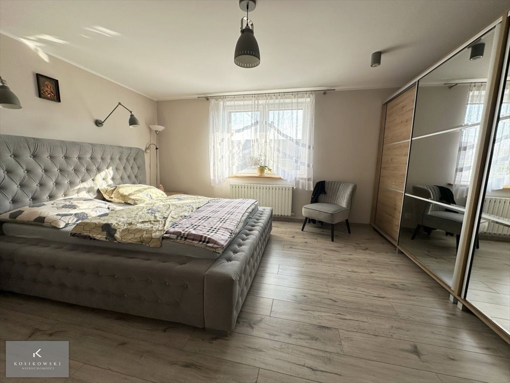 Przestronny dom z dwoma niezależnymi mieszkaniami i dużą działką Międzybórz  178m2 Foto 1