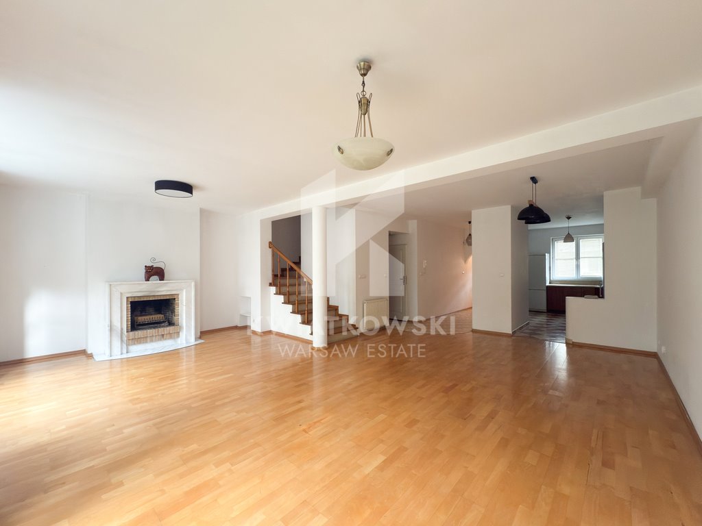 Przestronny dom 7 pokoi z ogródkiem i garażem w Wilanowie Warszawa, Wilanów, Syta  230m2 Foto 1