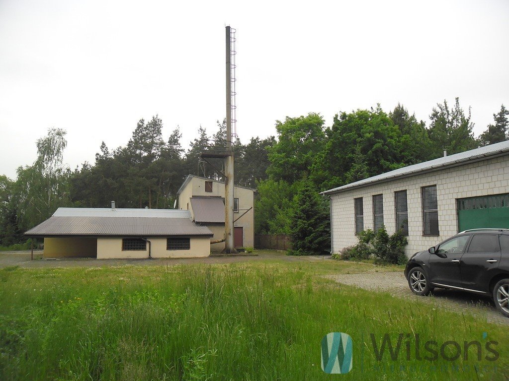 Lokal użytkowy na wynajem Dobrut  690m2 Foto 1