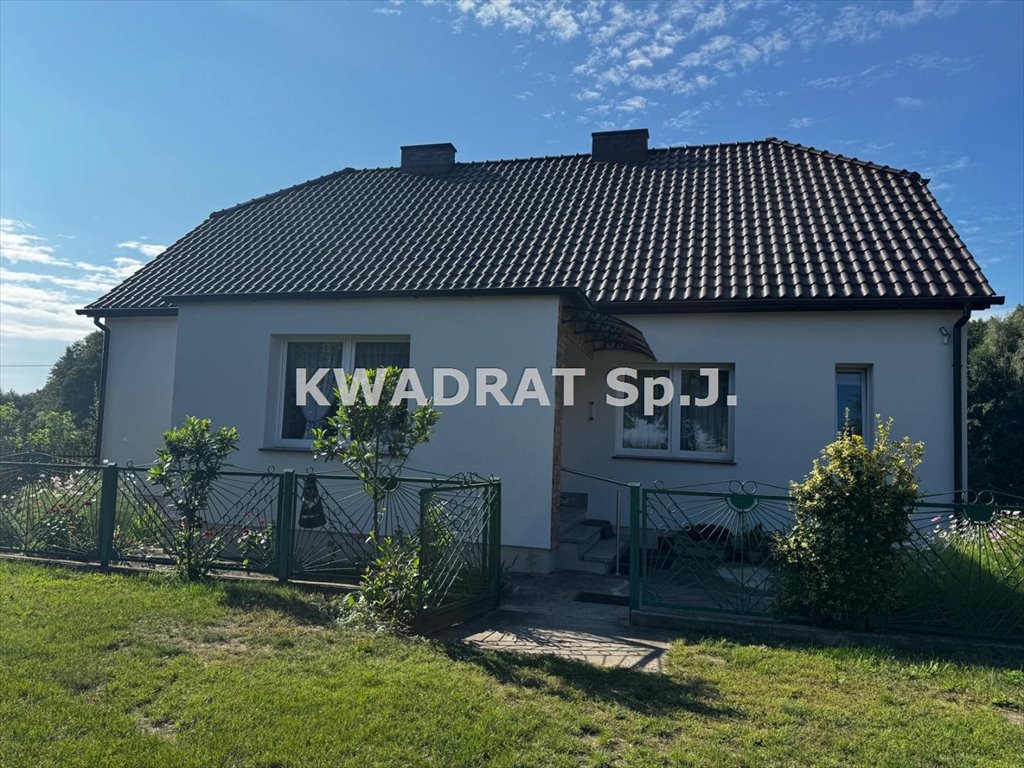 Polecam przestronny dom z dużą działką i garażem w Ostrzeszowie Ostrzeszów, Bukownica  120m2 Foto 1