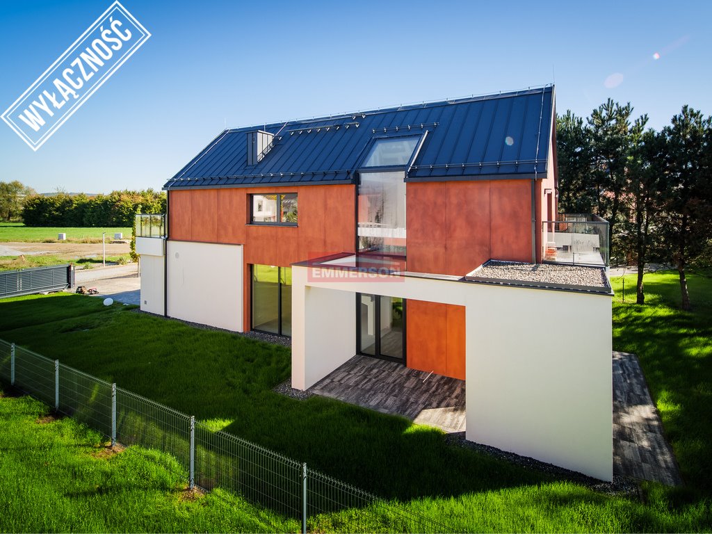 Nowoczesny dom 5 pokoi z oranżerią i garażem w Mnikowie Mników  202m2 Foto 1