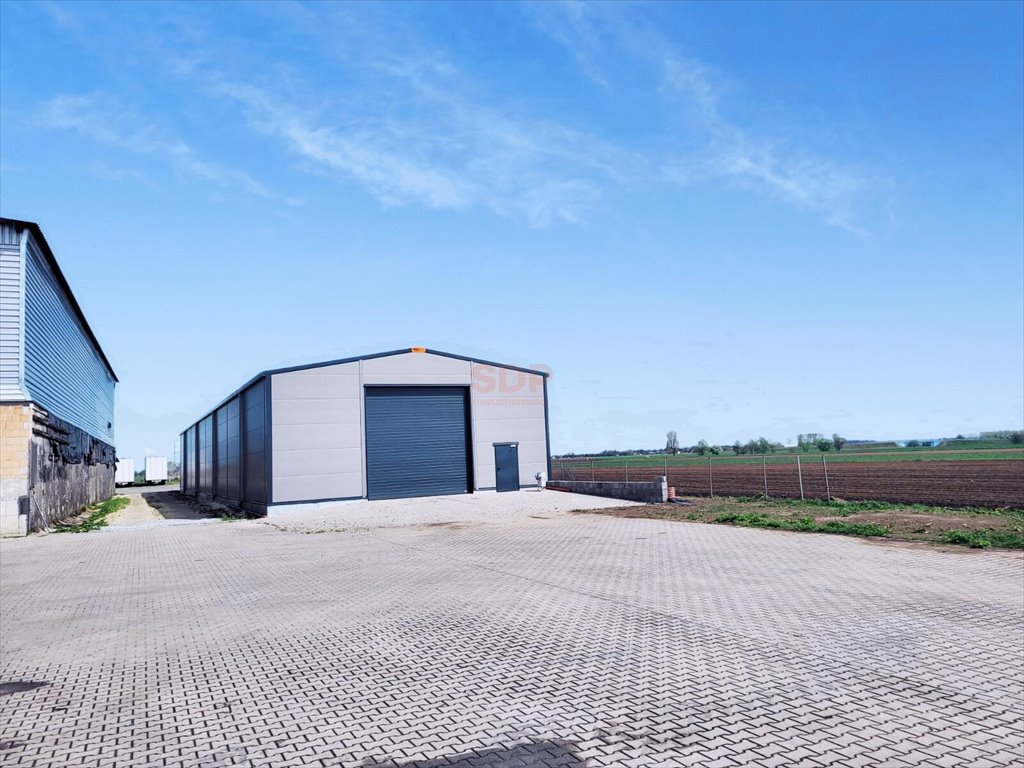 Hala 600 m2 z parkingiem i dostępem do mediów Chrzanów  600m2 Foto 1