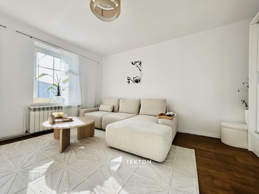 Mieszkanie trzypokojowe na sprzedaż Ostróda, Juliusza Słowackiego  49m2 Foto 1