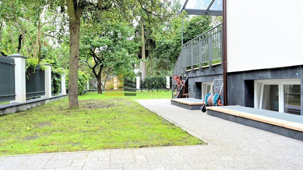 Nowoczesny dom 5 pokoi z sauną i tarasem na Sadybie Warszawa, Mokotów  197m2 Foto 1