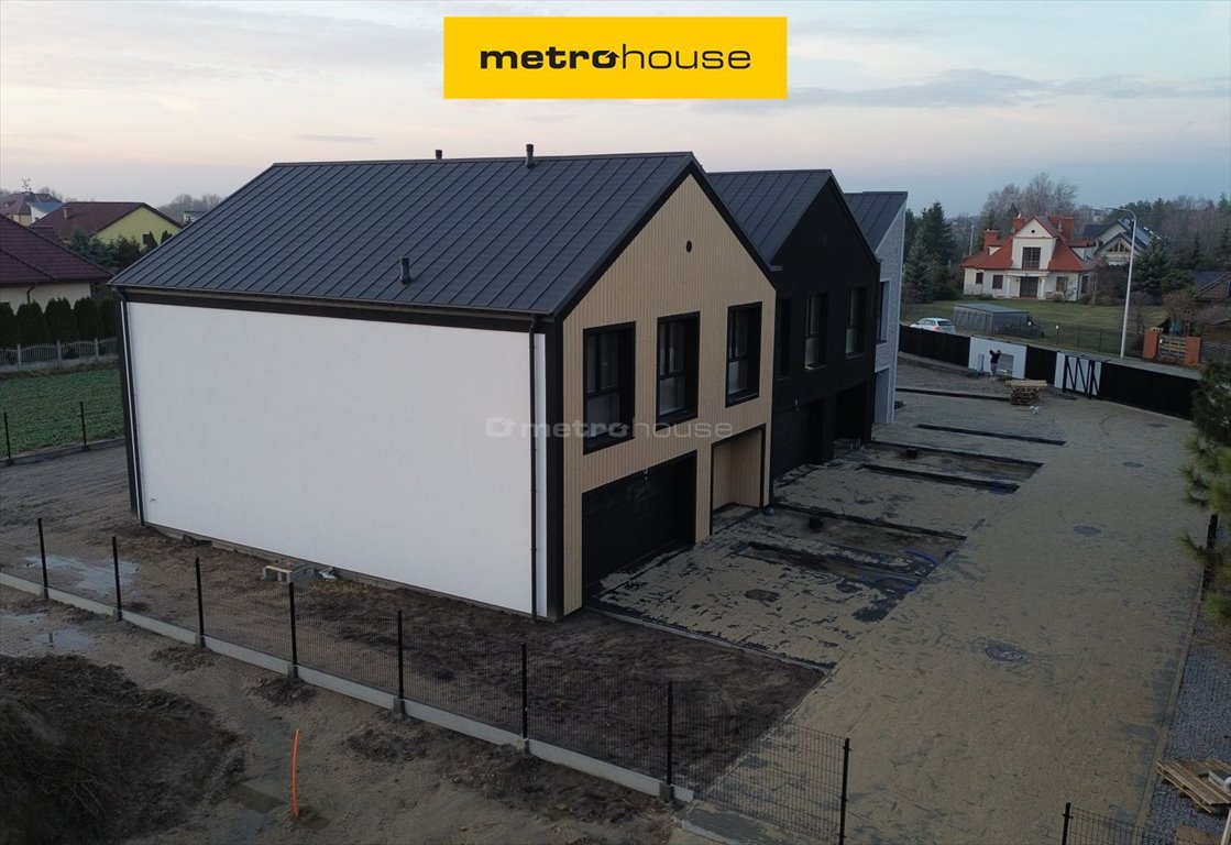 Unikatowy dom 213 m2 w Ładach, nowoczesne rozwiązania Łady  213m2 Foto 1