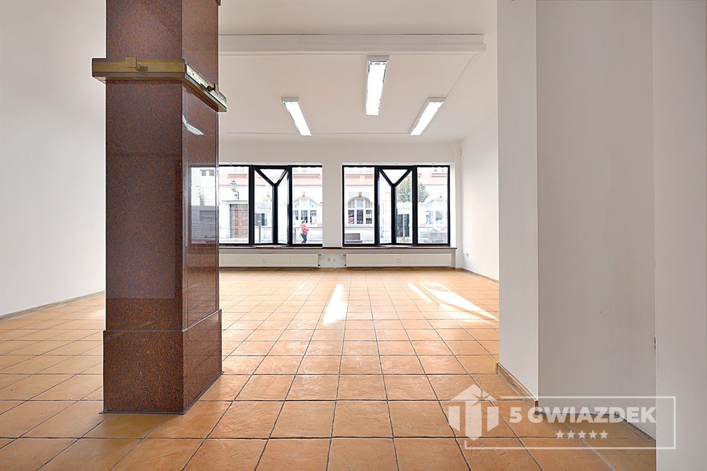 Lokal użytkowy na wynajem Szczecinek, Władysława Bartoszewskiego  64m2 Foto 4