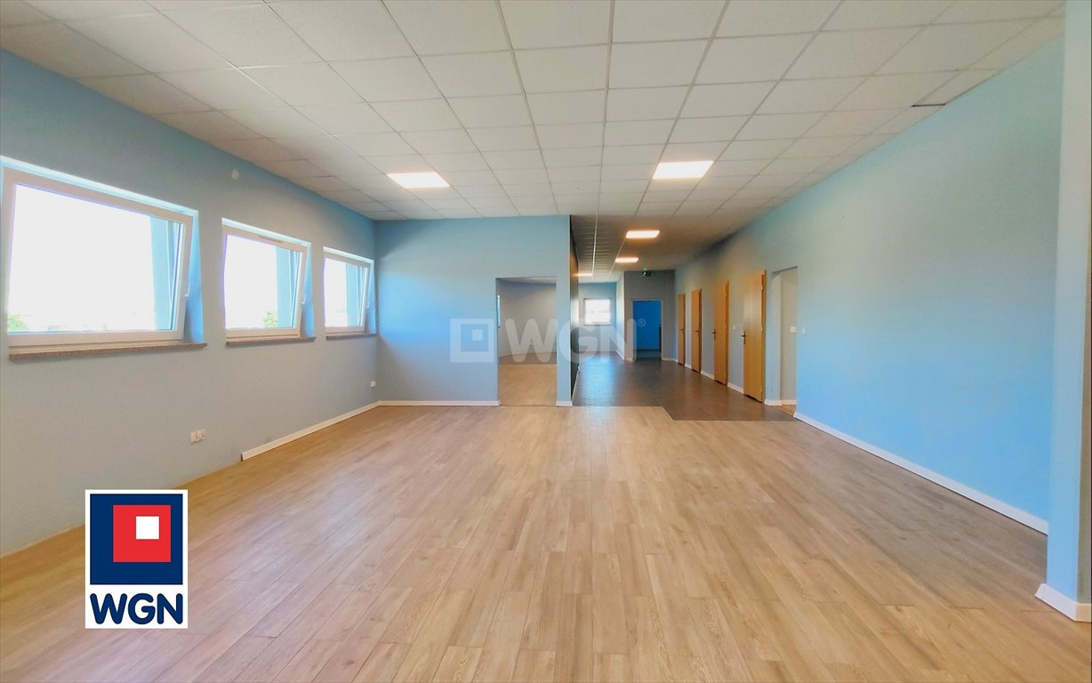 Wynajmę przestronny lokal usługowy 182 m² w Rawiczu: Rawicz Rawicz: Sarnowska