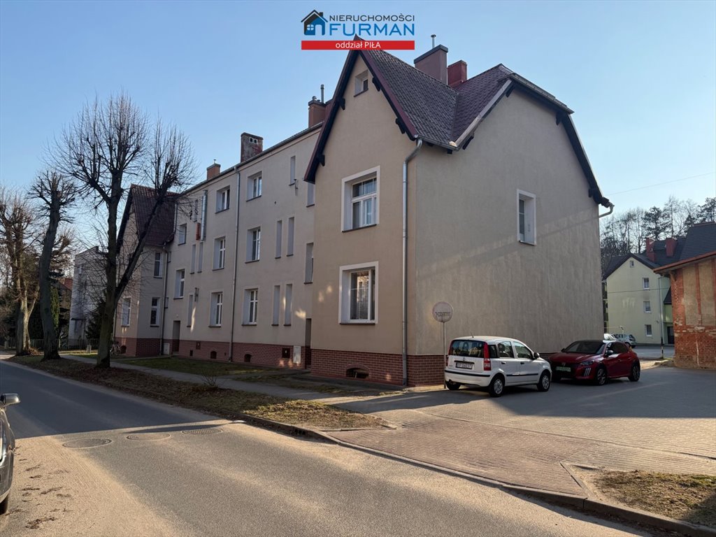Zapraszam do obejrzenia przestronnego 2-pokojowego mieszkania z piwnicą w centrum Piły Piła, Śródmieście  43m2 Foto 1