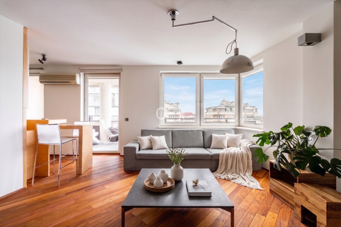 Na wynajem przestronne 107 m² w Warszawie z klimatyzacją Warszawa, Wola Nowolipki  107m2 Foto 1