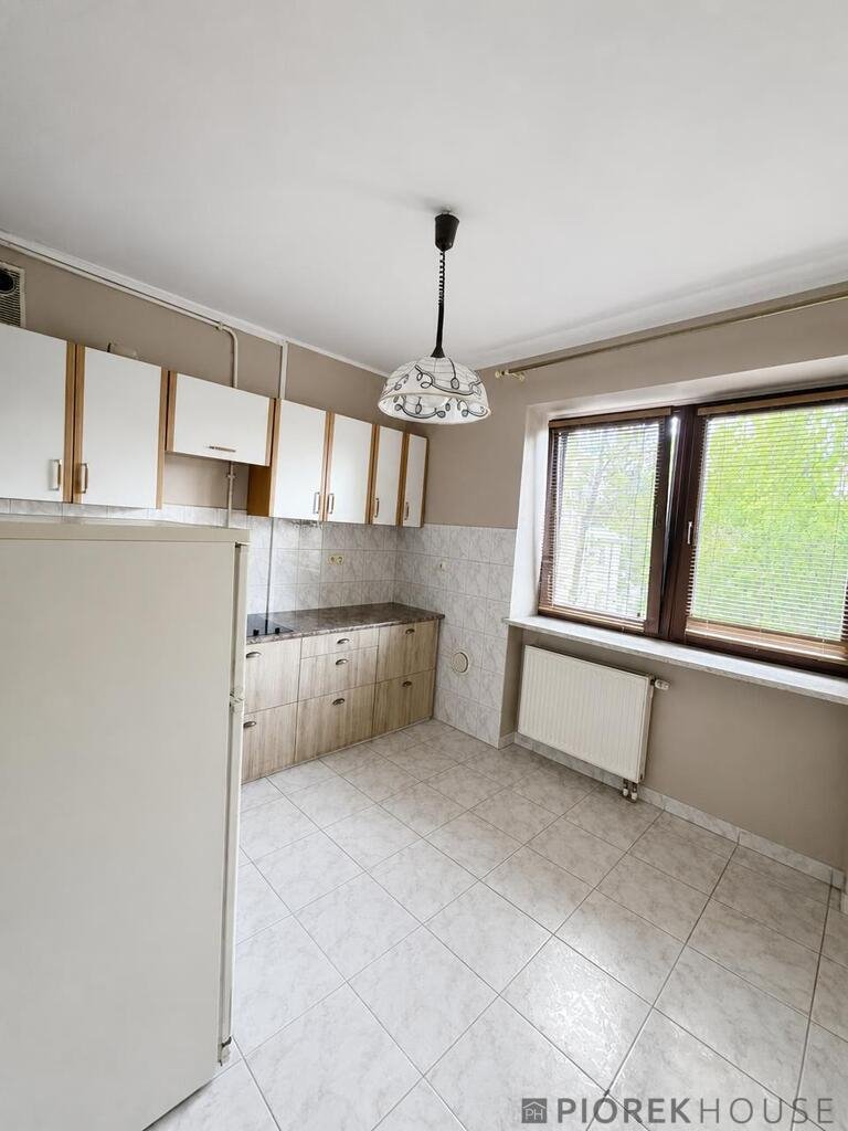 Przestronne 2 pokoje z balkonem i garażem w Wawrze Warszawa, Wawer, Czeladnicza  47m2 Foto 1