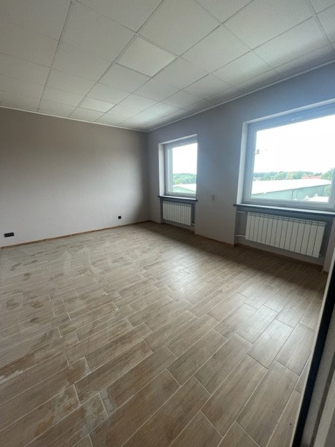 Lokal użytkowy na sprzedaż Wolica  1 000m2 Foto 8